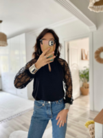 Kadın Uzun Kollu Göğüs Pencere Detay Yaka Boğazlı Kolları Tüllü Sandy Bluz - Görsel 5