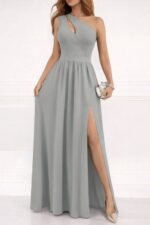 Kadın Omuzlardan Açık Asimetrik Yaka Detaylı Yırtmaçlı Maksi Boy Janjan Krep Elbise - Görsel 2