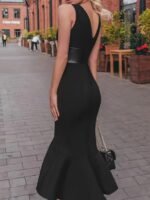 Kadın Kolsuz Kayık Yaka Beli Deri Detaylı Krep Elbise - Görsel 3