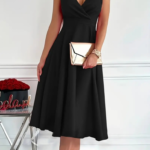 Kadın Ithal Krep Kumaş Kruvaze Yaka Eteği Kloş Kolsuz Mini Elbise