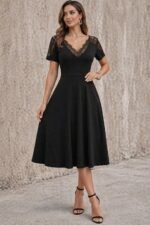 Kadın Kısa Kollu V Dantel Yakalı Midi Viskon Elbise - Görsel 2