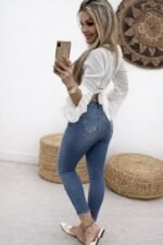 Kadın Yüksek Bel Düğmeli Yırtık Kot Pantolon - Görsel 3