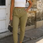 Kadın Kısa Kollu Madonna Yaka Viskon Crop Bluz Cepli Iki Iplik Eşofman Takım