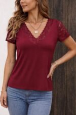 Kadın Kısa Kollu V Yakalı Dantelli Viskon Bluz - Görsel 2