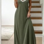 Kadın Ip Askılı V şerit Yakalı Uzun Viskon Elbise