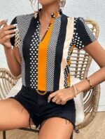 Kadın çentik Ve Büzgülü Yaka, Desenli Mikro Kumaş Bluz - Görsel 4