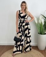 Kadın Askılı Kruvaze Yakalı Belden Kuşaklı Uzun Desenli Süprem Tulum - Görsel 3