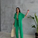 OMUZ MİDYE SIRALI BLUZ - PAÇA PENSLİ PANTOLON TAKIM - Yeşil