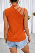 Kadın Omuzdan şerit Detaylı Yarı Balıkçı Yaka Viskon Bluz - Görsel 4