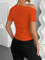 Kadın Kısa Kollu Tek Omuzu Açık Büzgülü Viskon Bluz - Görsel 4