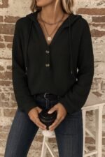 Kadın Uzun Kollu Kapşonlu önü Düğmeli Ve Bağcıklı Waffle Bluz - Görsel 3