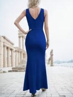 Kadın Ip Askılı Kruvaze Yakalı Yırtmaçlı Uzun Ithal Krep Elbise - Görsel 3