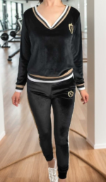 Kadın Uzun Kollu V Yaka Yakası Ve Kol Ağzı şerit Detay Kadife Takım - Görsel 4