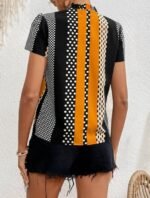 Kadın çentik Ve Büzgülü Yaka, Desenli Mikro Kumaş Bluz - Görsel 3