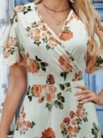 Kadın Kısa Kollu Kruvaze Yakalı Desenli Süprem Kısa Elbise - Görsel 2