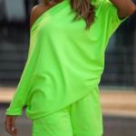 Kadın Kayık Yaka Salaş Iki Iplik Bluz Ve şort Ikili Takım