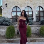 Kadın Güpür Dantel Detaylı Gizli Fermuarlı Midi Boy Elbise