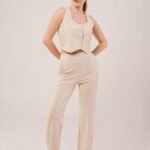 Kalın Askılı Düğmeli Yelek Ve Pantolon Bej Takım