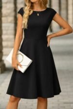 Kadın Yarım Ay Kollu Yakası Acık Kemersiz Midi Ithal Krep Elbise - Görsel 3