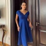 Kadın Kısa Kollu Kruvaze Yaka Eteği Volanlı Krep Elbise