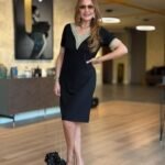 Kadın Kısa Kollu V Dantel Yaka Viskon Iki Iplik Elbise