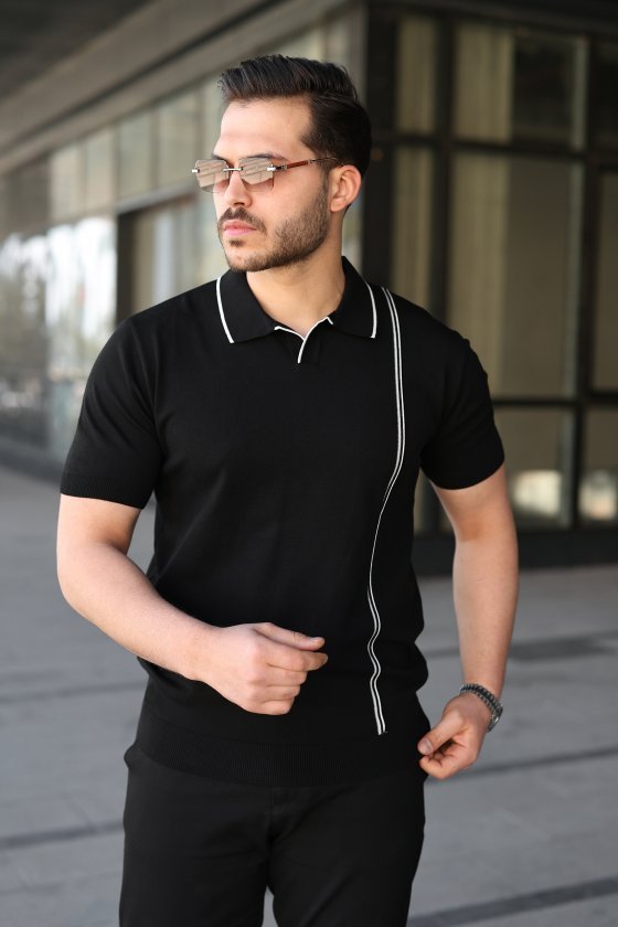 06dc219aa888d3662b805b48cc4d42da.jpg Erkek Çizgi Detaylı Yakalı Triko Tişört - Görsel 1
