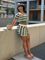 Kadın Kısa Kollu Polo Yaka Crop Asimetrik Mini Triko Etek Ikili Takım - Görsel 4