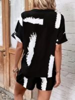 Kadın Kısa Kollu V Yakalı Desenli Bluz Ve Short Ikili Süprem Takım - Görsel 3
