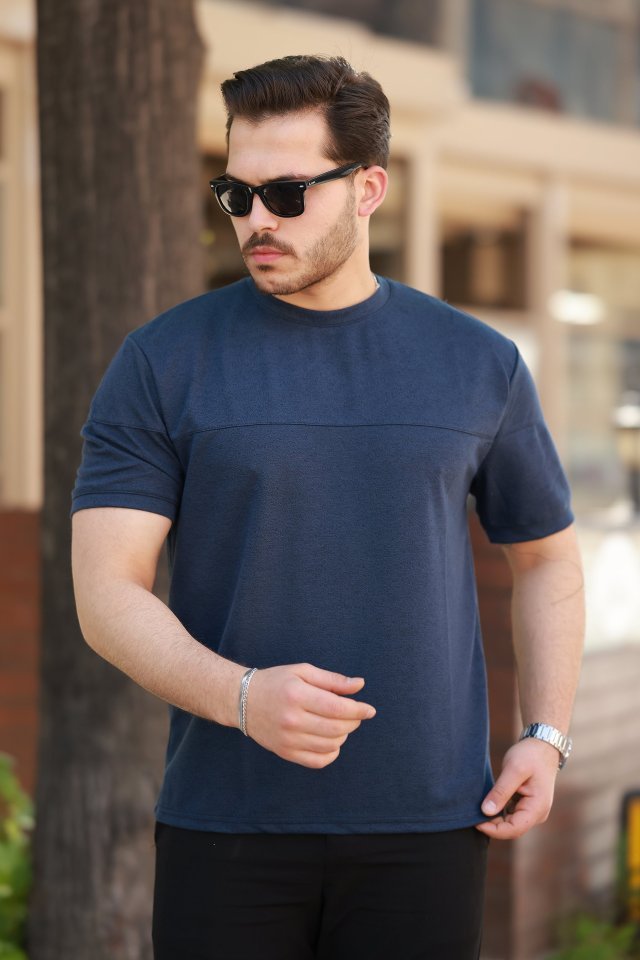 8bd7cead0d27c52b61345bebcbd0e51d.jpg Erkek Oversize Bisiklet Yaka Kısa Kollu T-shirt - Görsel 1