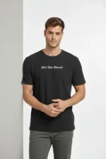 Erkek Wafıl Kumaş Tişört Regular Kalıp Bisiklet Yaka Baskılı Günlük Basic T-Shirt - Siyah - Görsel 3