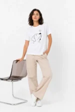 Köpek Figürlü Minimal Baskılı Tişört Kısa Kol Yazlık T-Shirt - Beyaz - Görsel 2