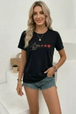 Minimal Kalp İşaret Baskılı Tişört Kısa Kol Yazlık T-Shirt - Siyah - Görsel 2