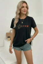 Minimal Kalp İşaret Baskılı Tişört Kısa Kol Yazlık T-Shirt - Siyah - Görsel 3