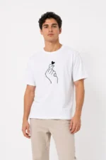 Erkek Kore Parmak Kalp Aşk Temalı Minimal Baskılı Tişört Yazlık Kısa Kol T-Shirt - Beyaz - Görsel 2