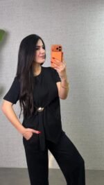 Kadın Kısa Kollu Bisiklet Yaka Yandan Toka Detaylı Viskon Iki Iplik Bluz Ve Pantolon Ikili Takım