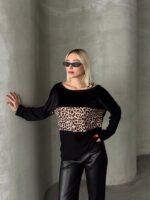 Kadın Kadife Kumaş Leopar Desenli Omuz Detay Uzun Kollu Bluz - Görsel 2