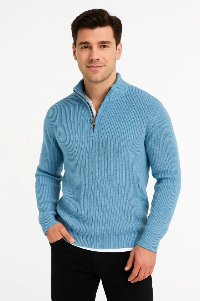 TY68f555af2a8dd68f555af2a8df.png Erkek Yarım Fermuarlı Triko Kazak – Selanik Örgü, Dik Yaka, Pamuklu Dokuma, Regular Fit Uzun Kollu Kışlık Model - Bebe Mavisi - Görsel 1